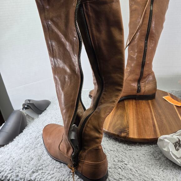 Ugg Collection Made in Italy Brown Leather Over The Knee Riding Boots Womens 8.5 - Picture 15 of 16